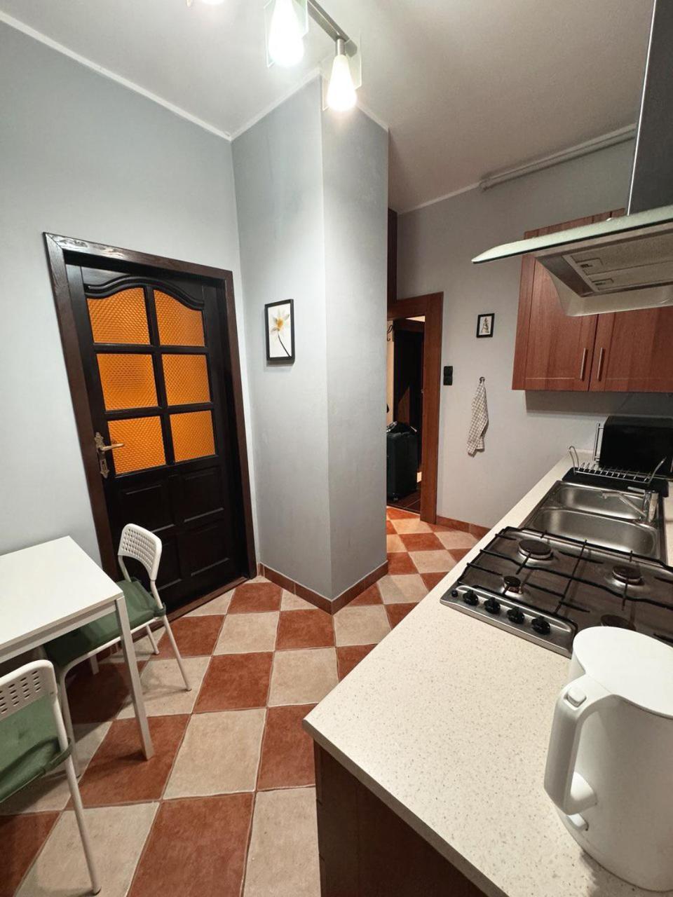 2-Room Apartment In The City Center Poznan Luaran gambar